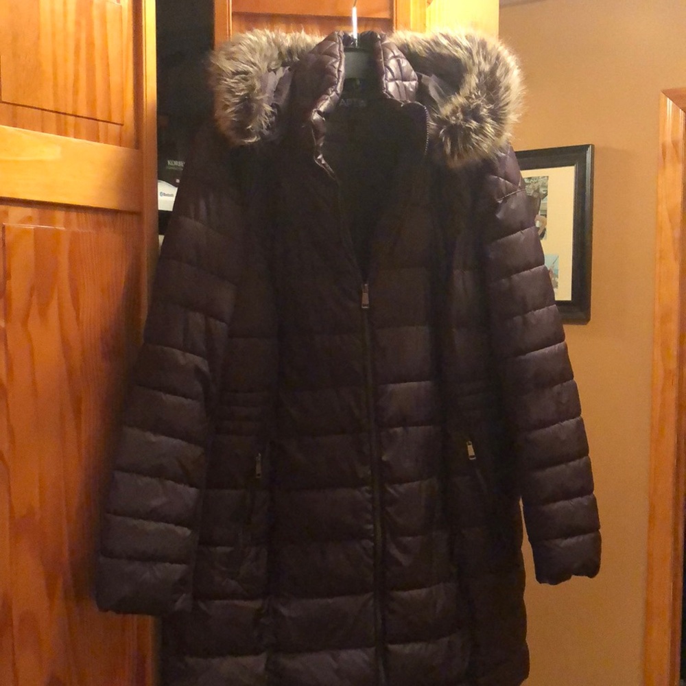 Apt 9 ladies puffer coat